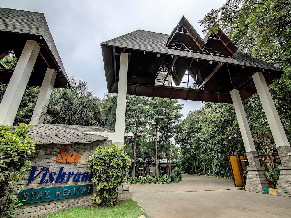Sai Vishram Business Hotel 4/50