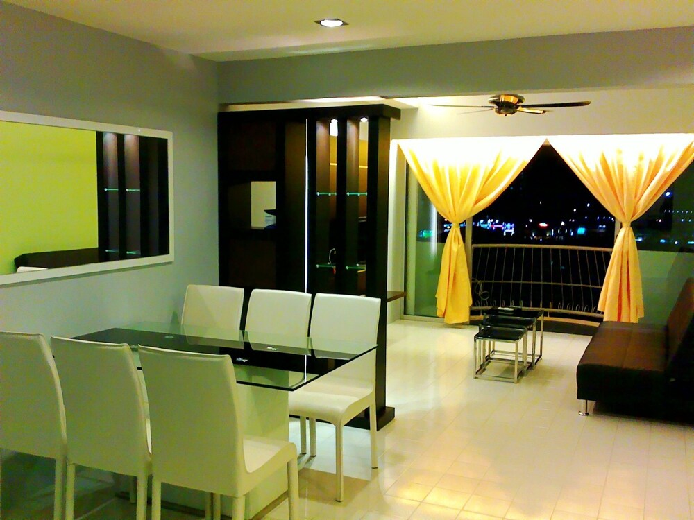 Malacca Hotel Apartment 39/66