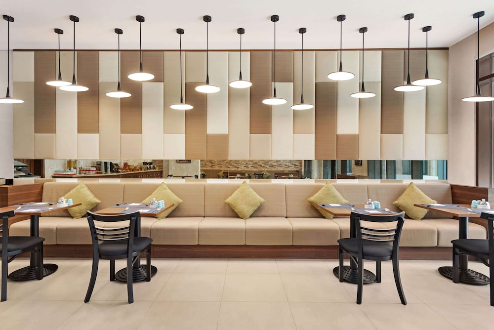 ibis Styles Dubai Gold District 31/50