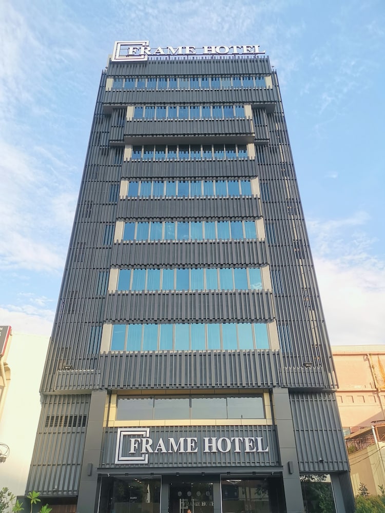 FRAME HOTEL 3/51