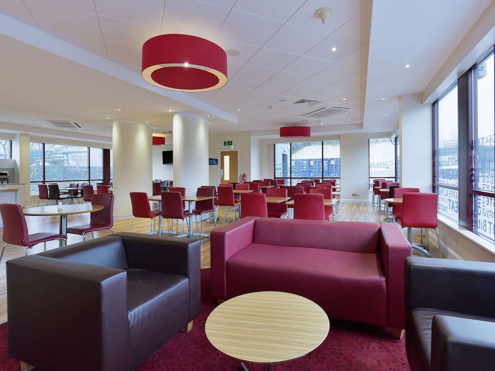 Travelodge London Wembley 12/22