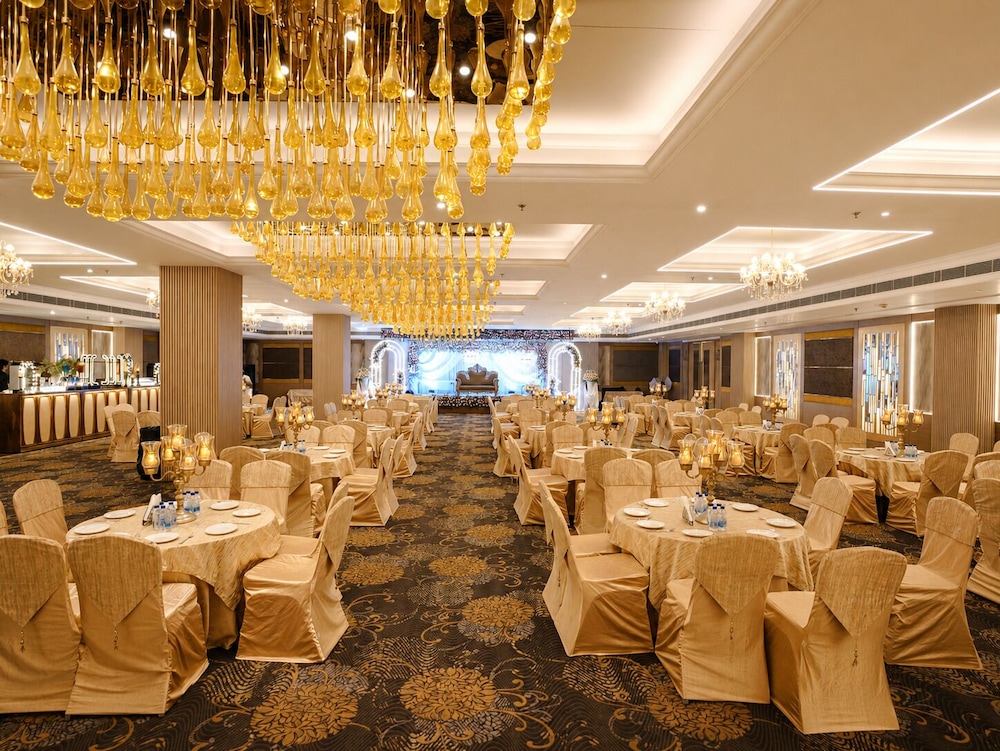 Regenta Place Amritsar 77/92