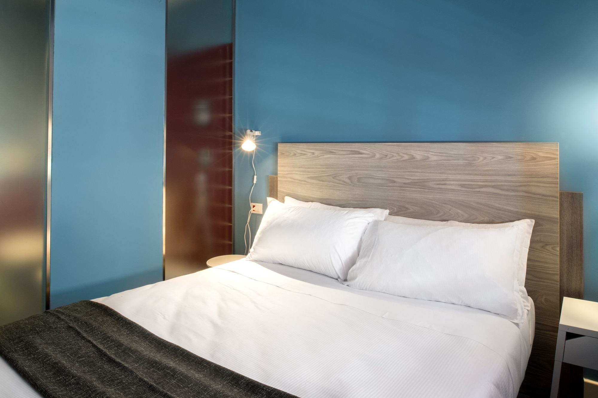 BASIC, DOUBLE BED