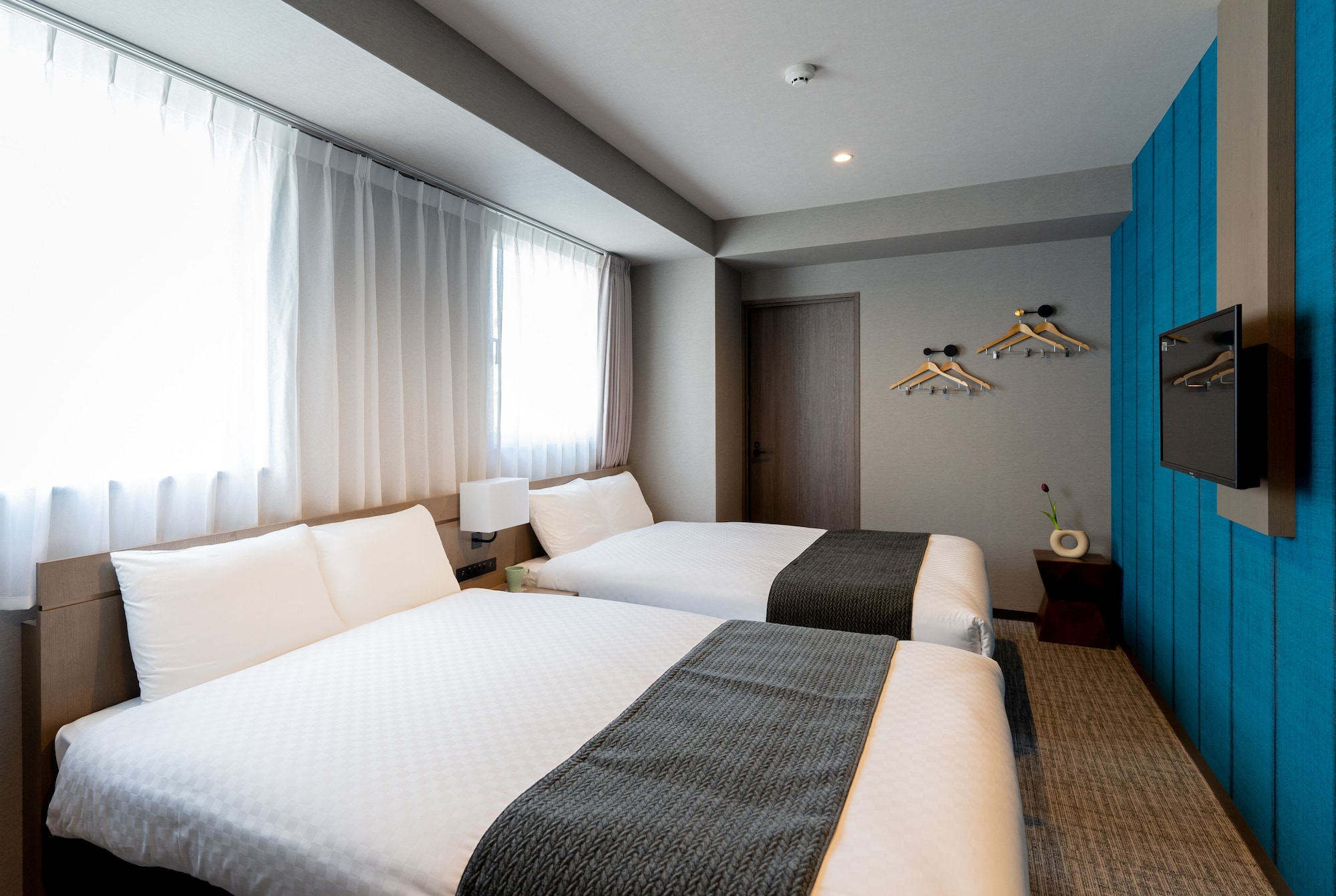 TYPE A, SUPERIOR, TWIN BEDS