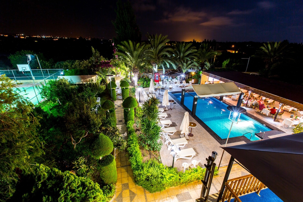 Fitos Inn Guest House 40/50