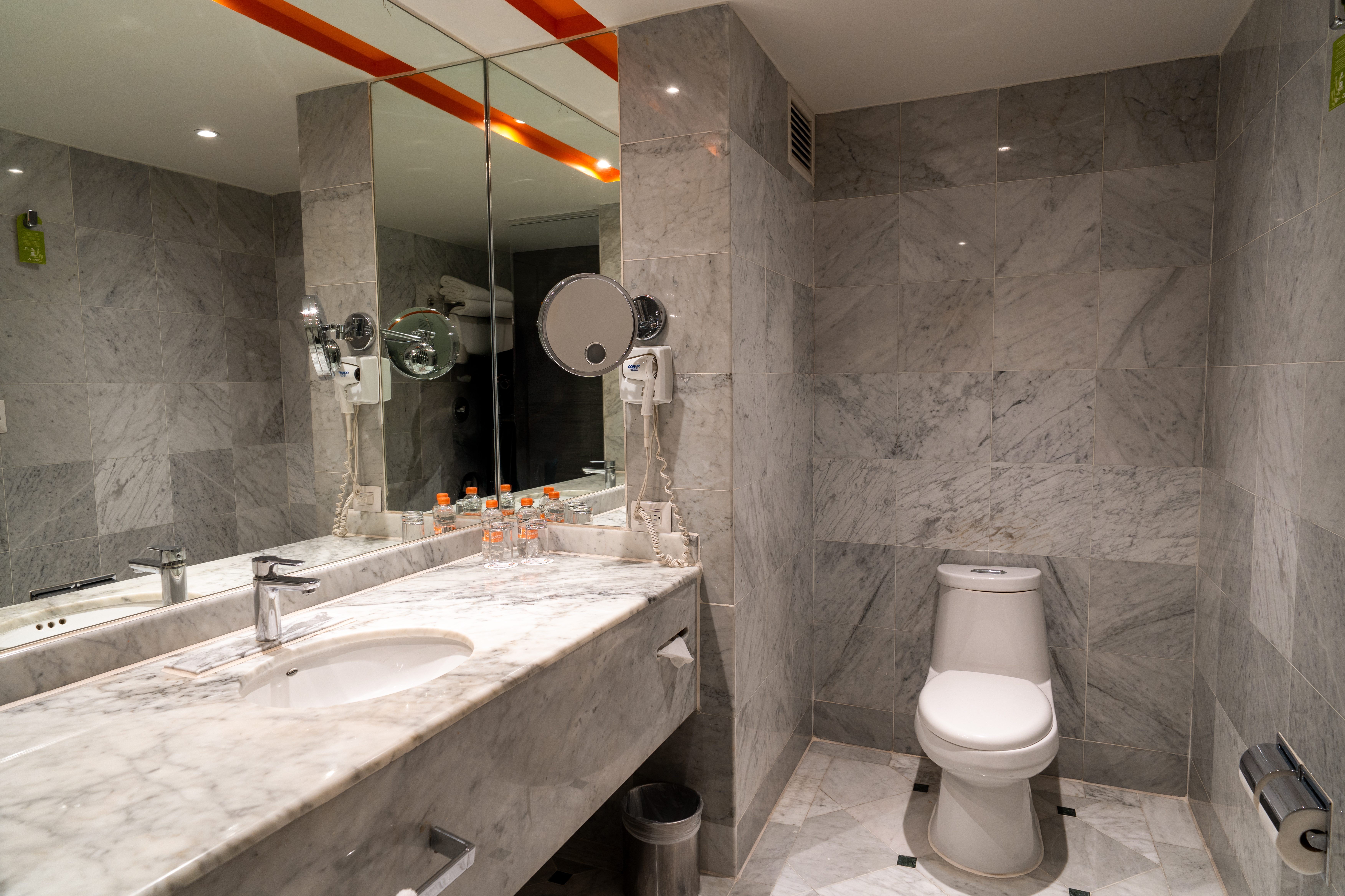 غرفة ديلوكس بسريرين، Real Inn Tijuana by Camino Real Hotels 3/5