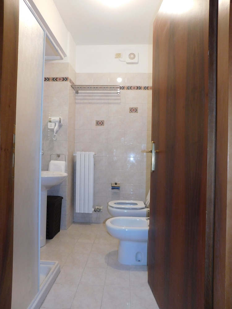 Residenza Meeting 55/58