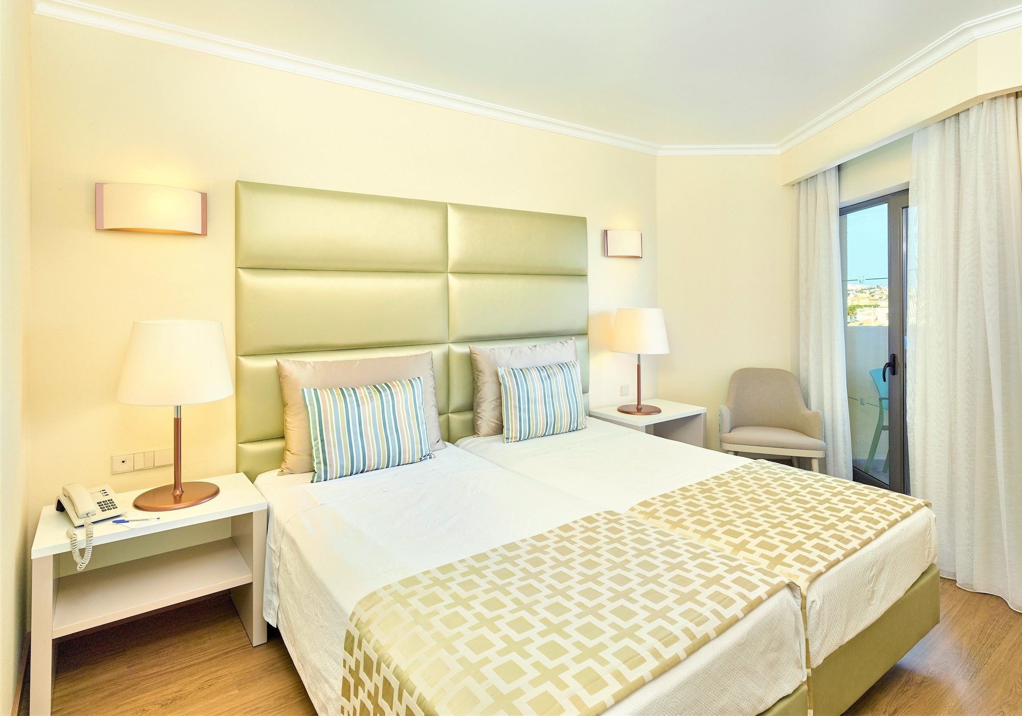 Deluxe, Suite, Double Bed, Land View, Sofa