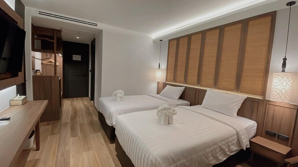 Superior, Twin Beds