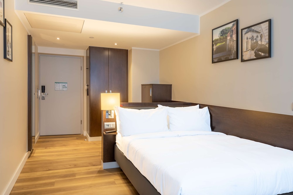 NYX Hotel Erfurt by Leonardo Hotels 28/72