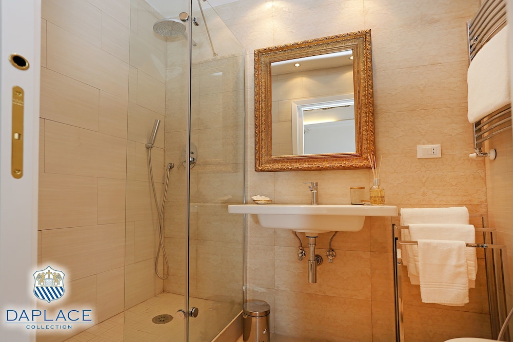 Madonna de Monti Suites 43/50