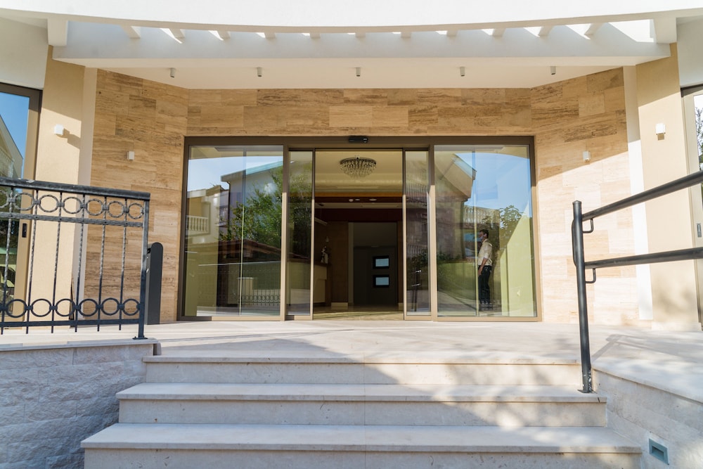 Hotel KADMO by Aycon in BUDVA