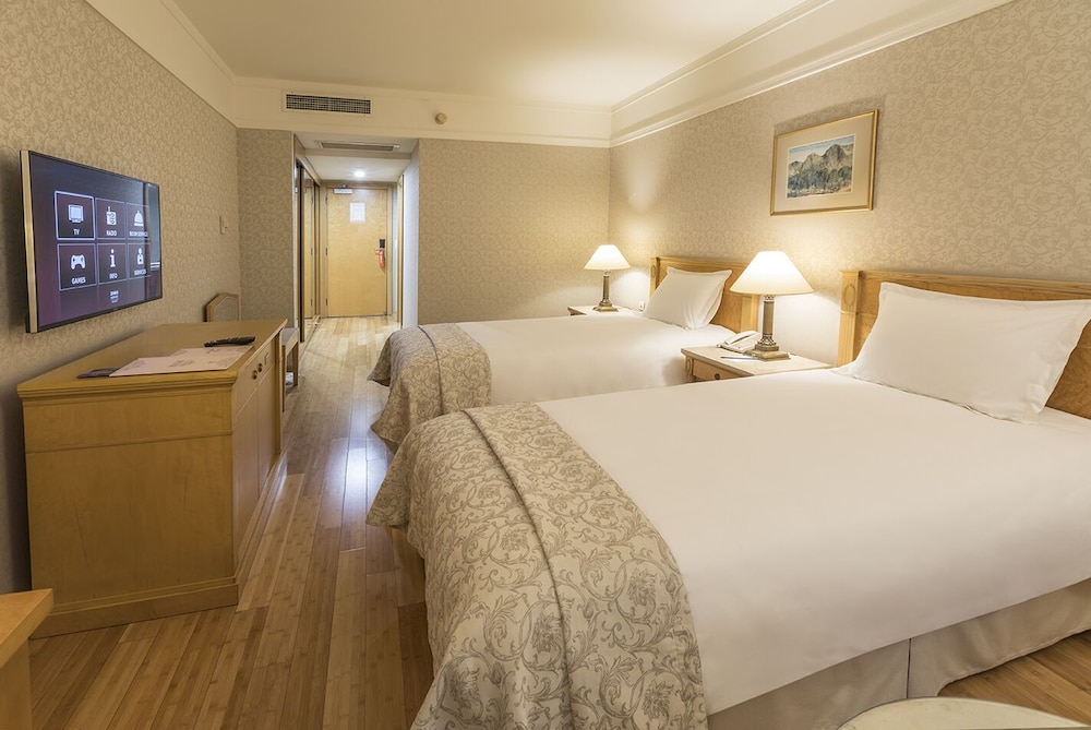 SUPERIOR, TWIN BEDS