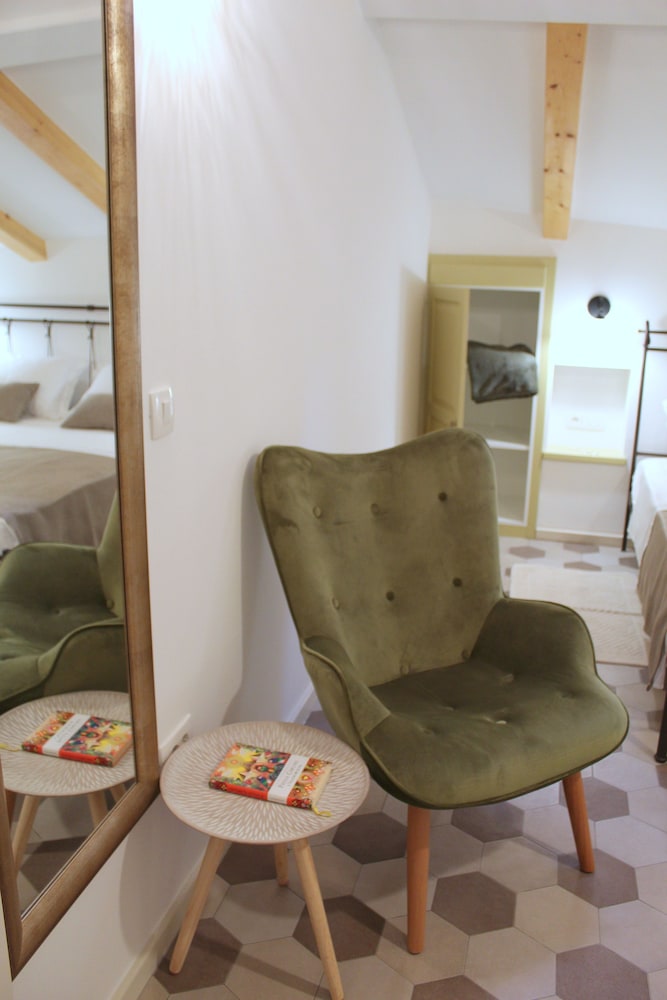 Noemi's Rooms - Adults Only 40/62