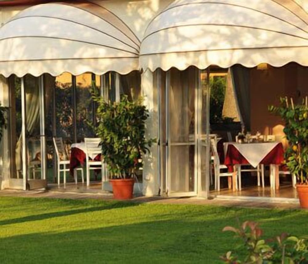 La Quiete Park Hotel 43/47