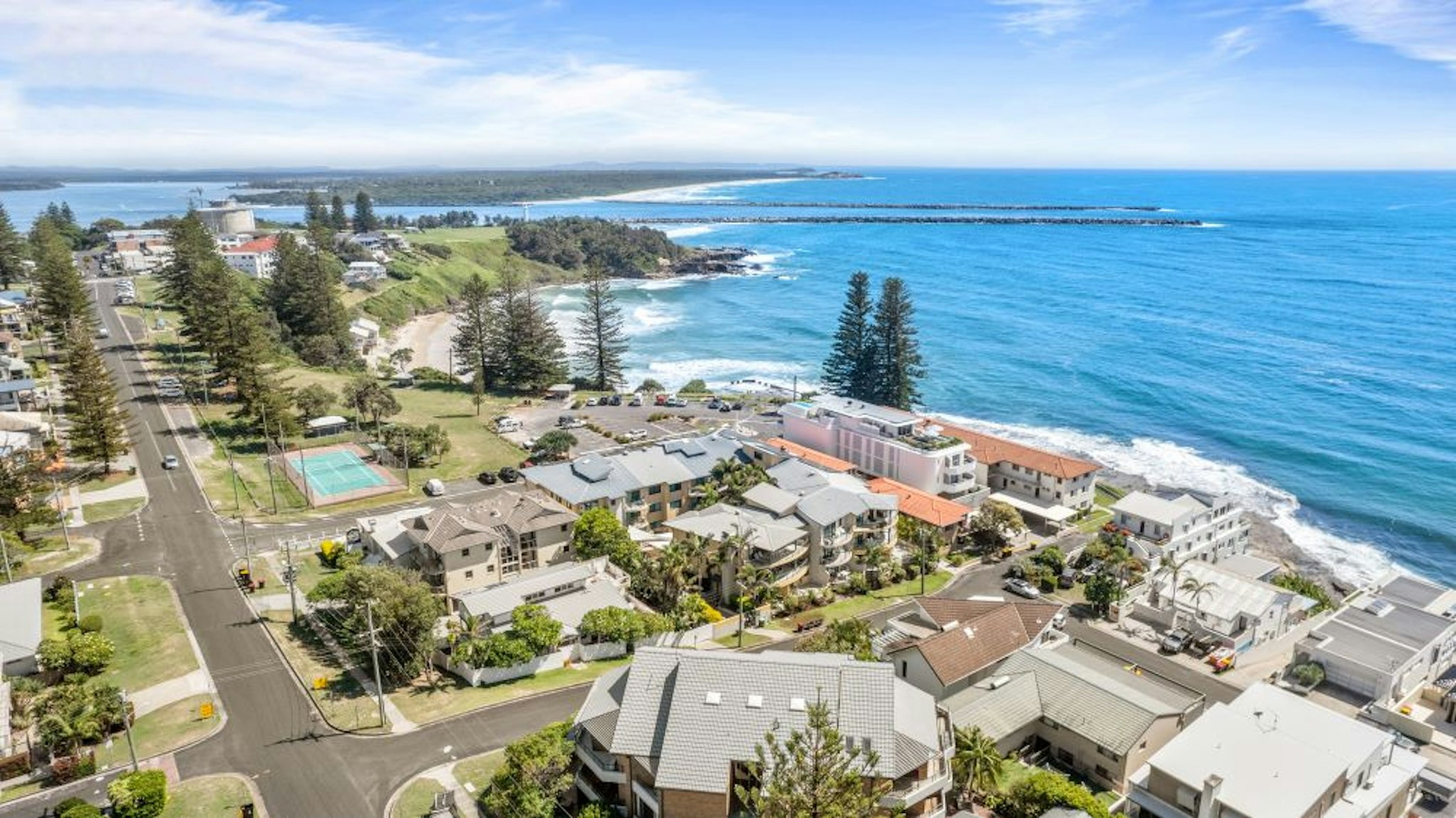 The Cove Yamba 4/7