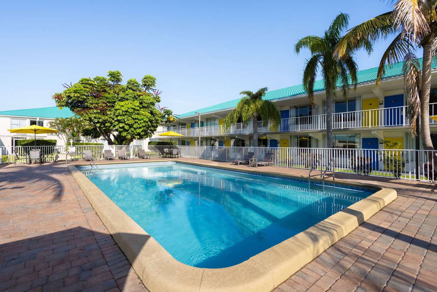 Days Inn by Wyndham Fort Pierce Midtown 47/55