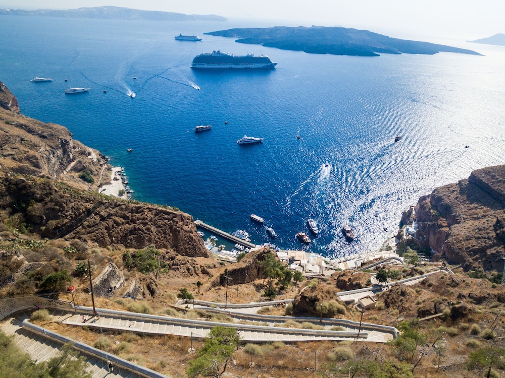 Kratiras View Luxury Suites 38/50