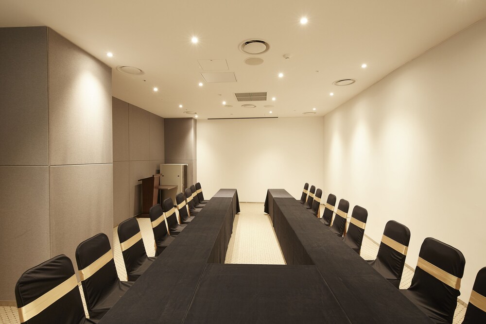 Ramada Hotel & Suites by Wyndham Gangwon Pyeongchang 54/66