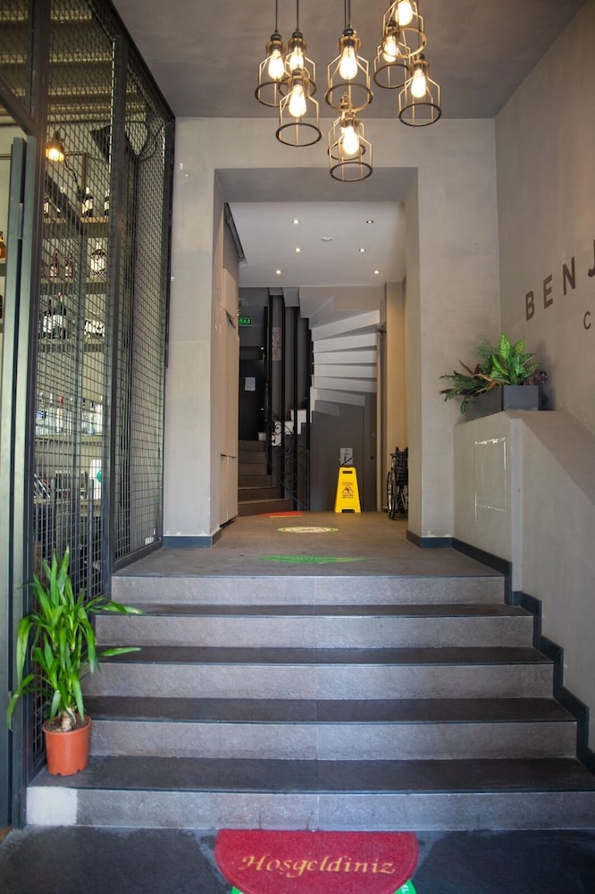The Hera Hotels 3/24