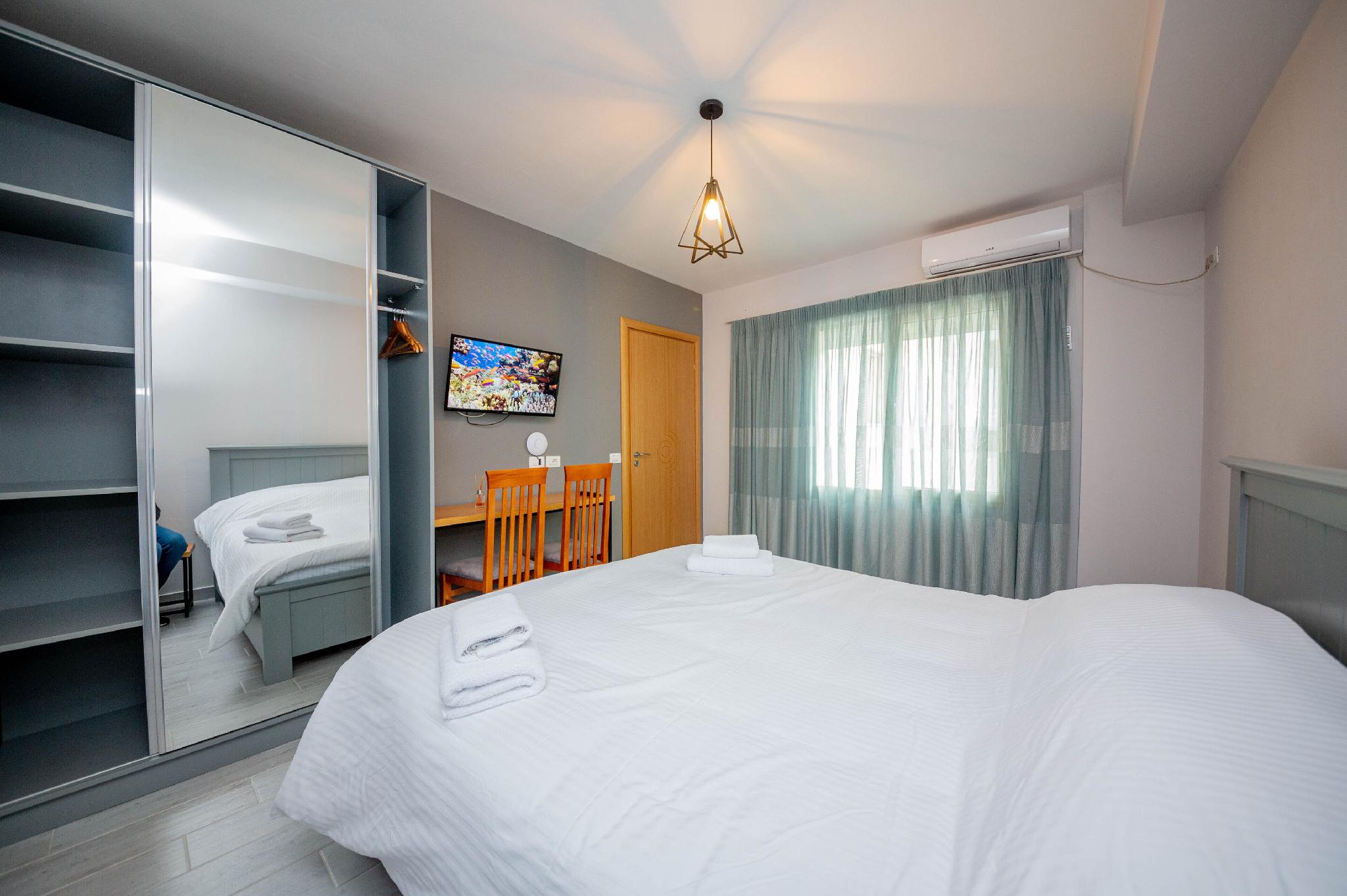 Double Room Window Ground