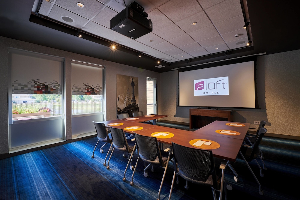 ALOFT CLEVELAND AIRPORT 28/30
