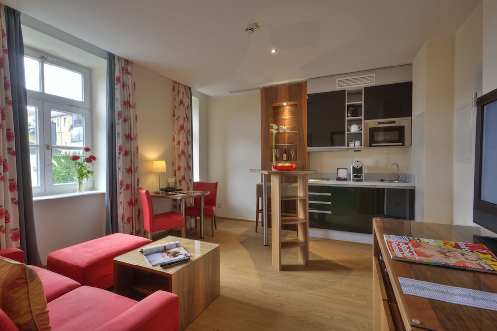 Apartments Hotel Maximilian Munich 50/68