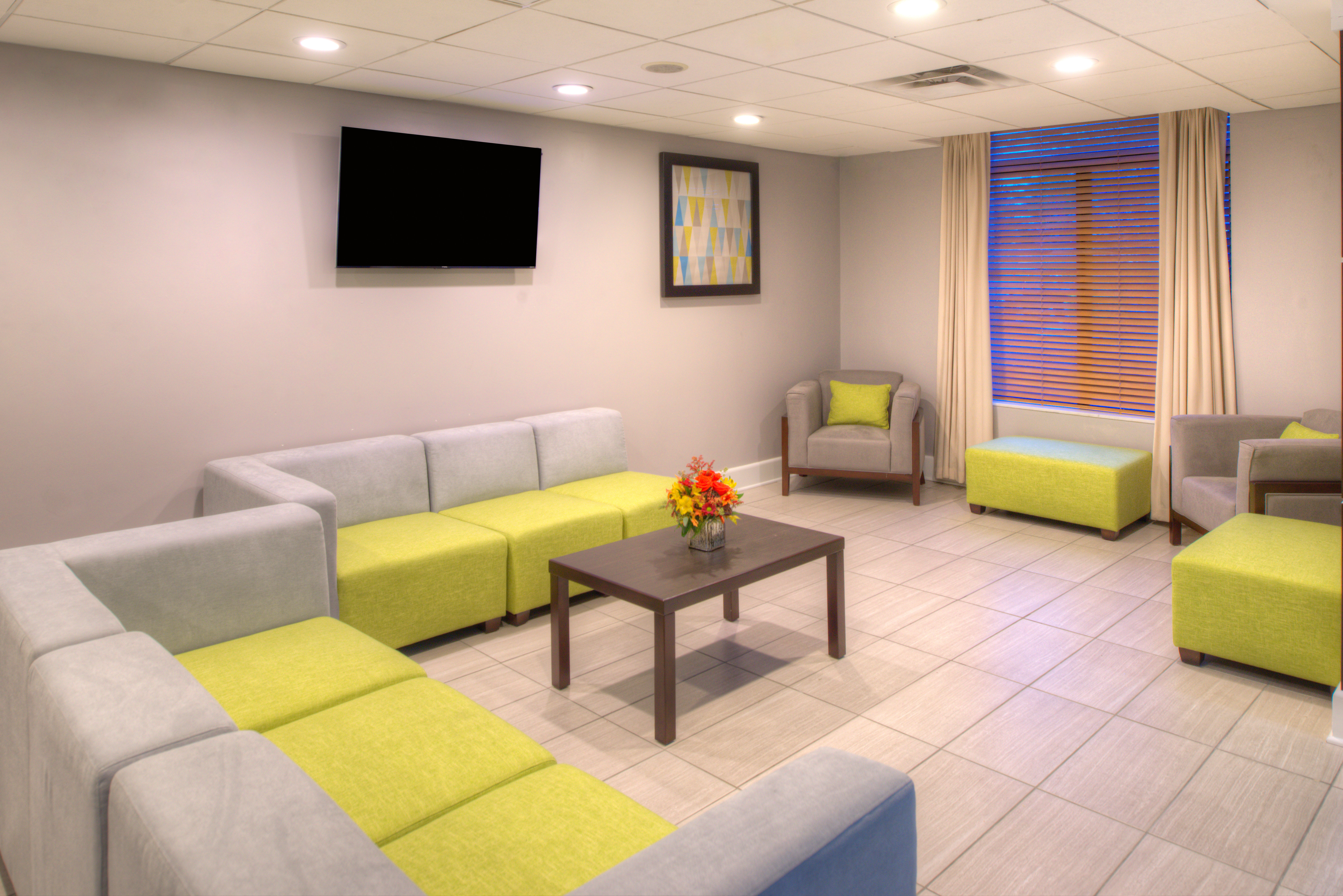 Holliday Inn Belcamp Aberdeen Area Ex Wingate By Wyndham Aberdeen Edgewood 27/46