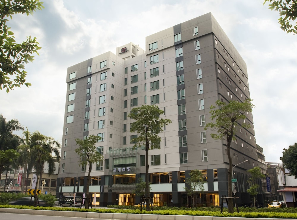 Urban Hotel 33 1/69