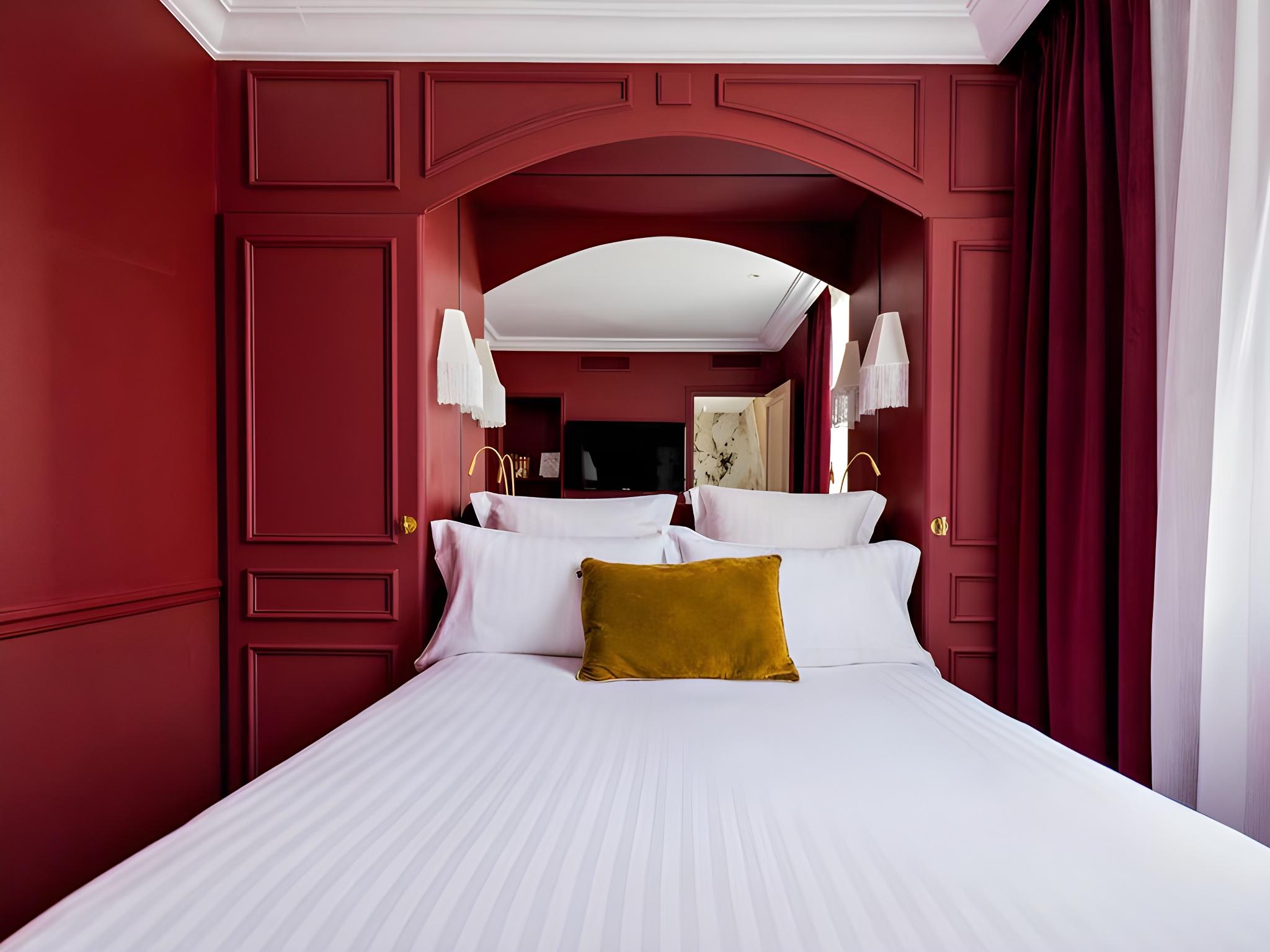 Cocoon, Double Bed, Courtyard View