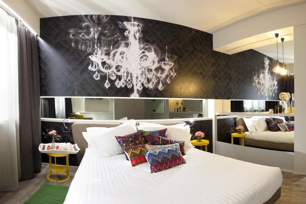 Albavilla Hotel and Co 30/49