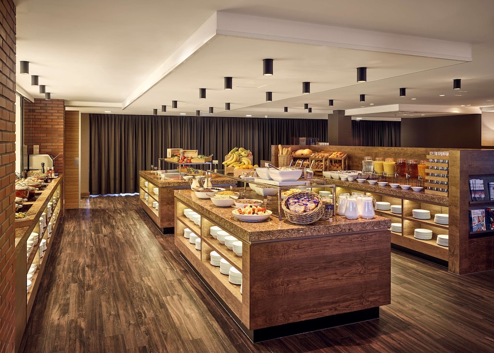 HYATT PLACE AMSTERDAM AIRPORT 46/66