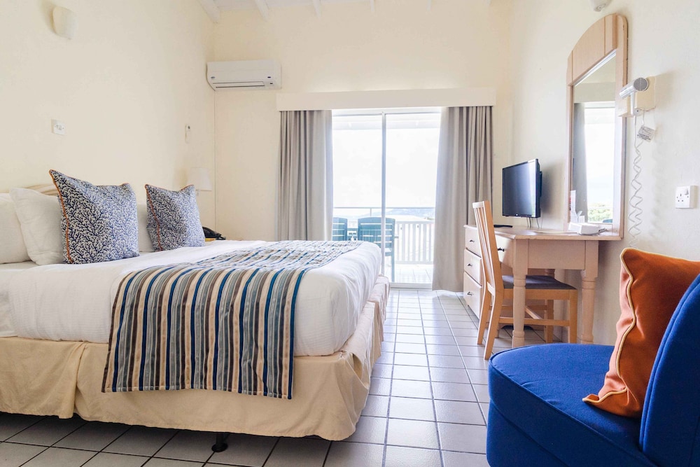 Siesta Hotel 15/75