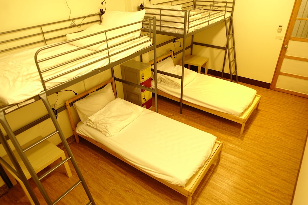 Chiayi Petite Hostel 24/35