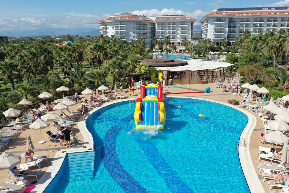 Seaden Sea World Resort & SPA 40/50