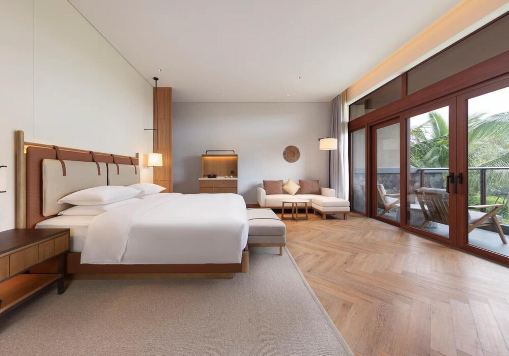 Grand Hyatt Shenzhou Peninsula 10/50