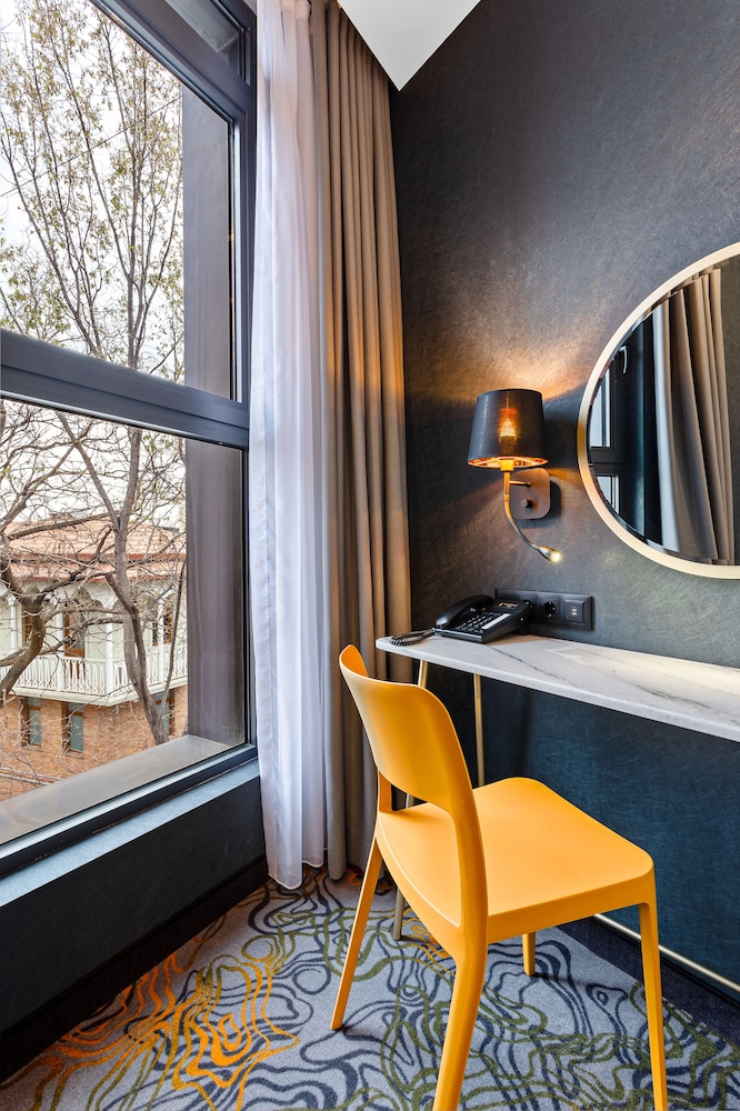 Taberne Boutique Hotel 60/65