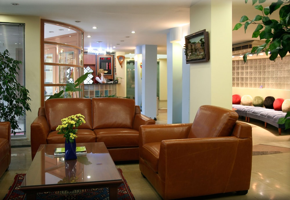 VIP Apart Hotel 12/23