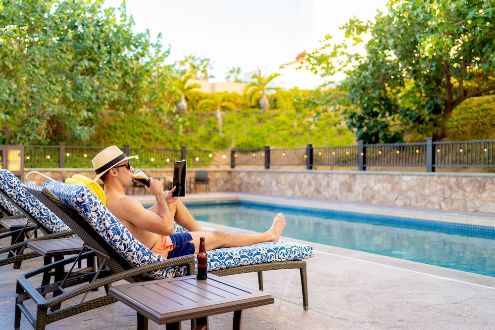 Hyatt Place Los Cabos 30/65