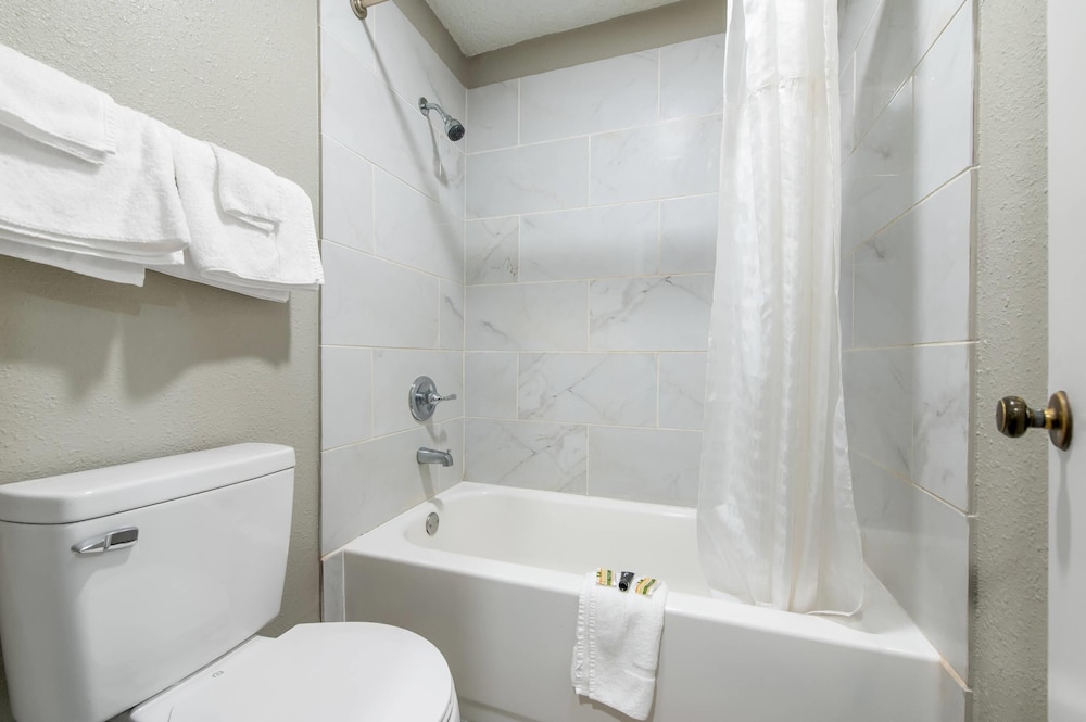 Rodeway Inn & Suites Jefferson 52/53