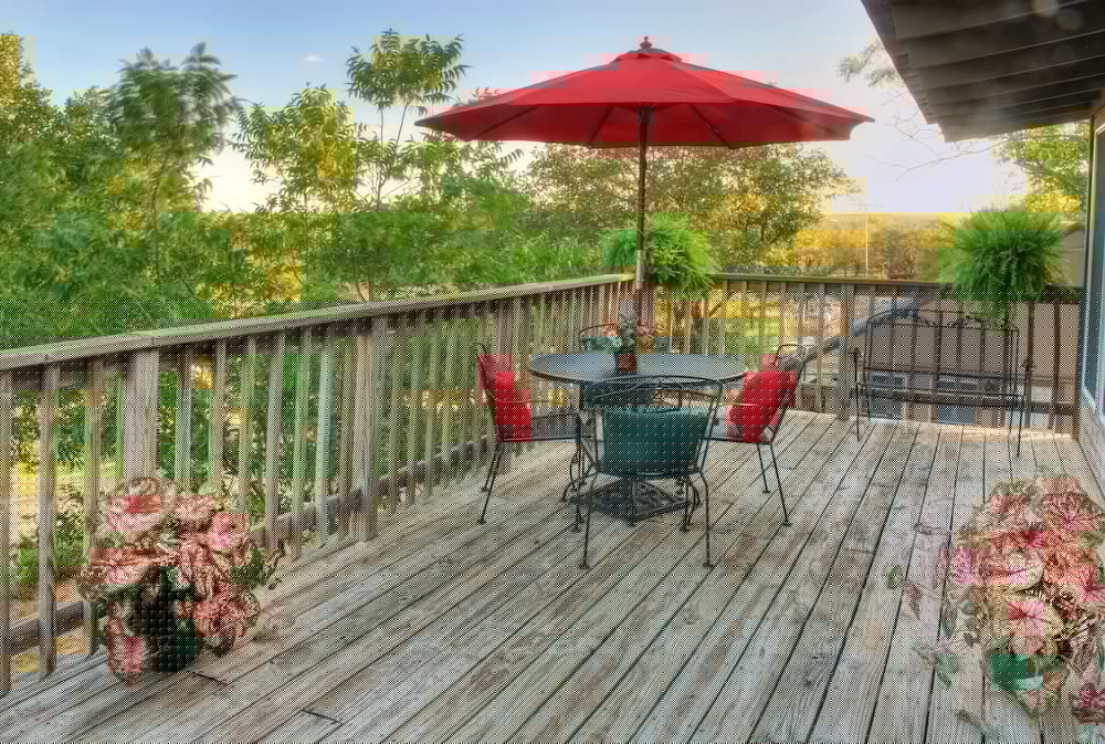 Kuebler Waldrip Haus Bed and Breakfast 25/50