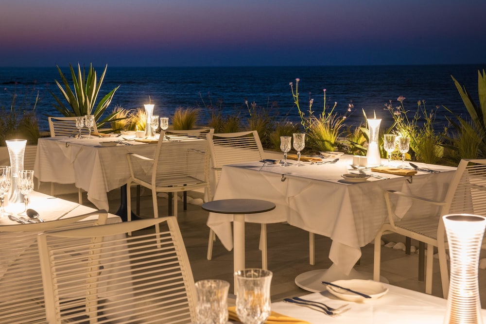 I Resort Beach Hotel & Spa 35/50