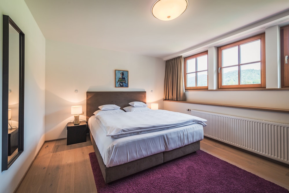 Romantik Hotel & Chalets Gut Steinbach 4/50