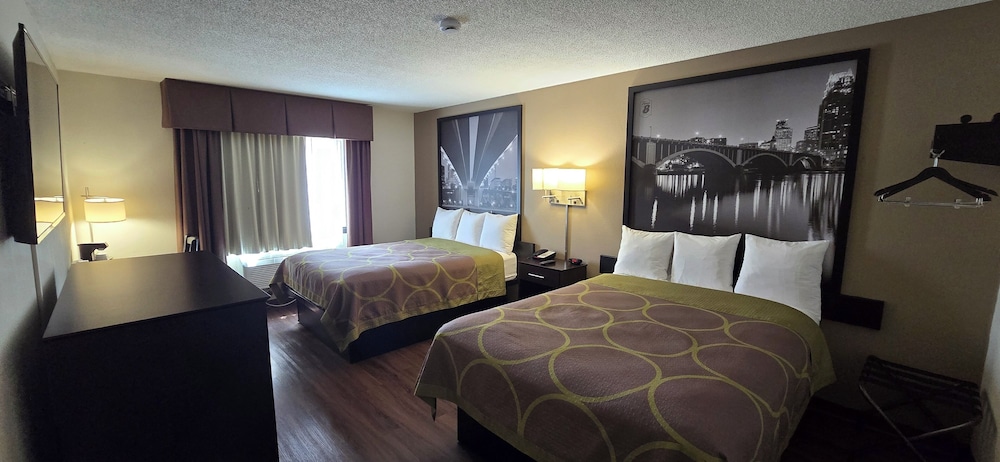 Super 8 By Wyndham Rogers Minnesota 20/42