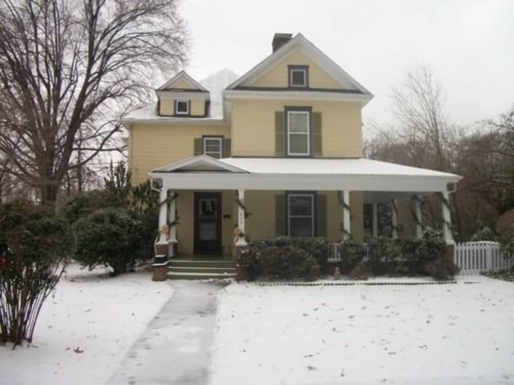 The Dailey Renewal Retreat Bed & Breakfast photo5