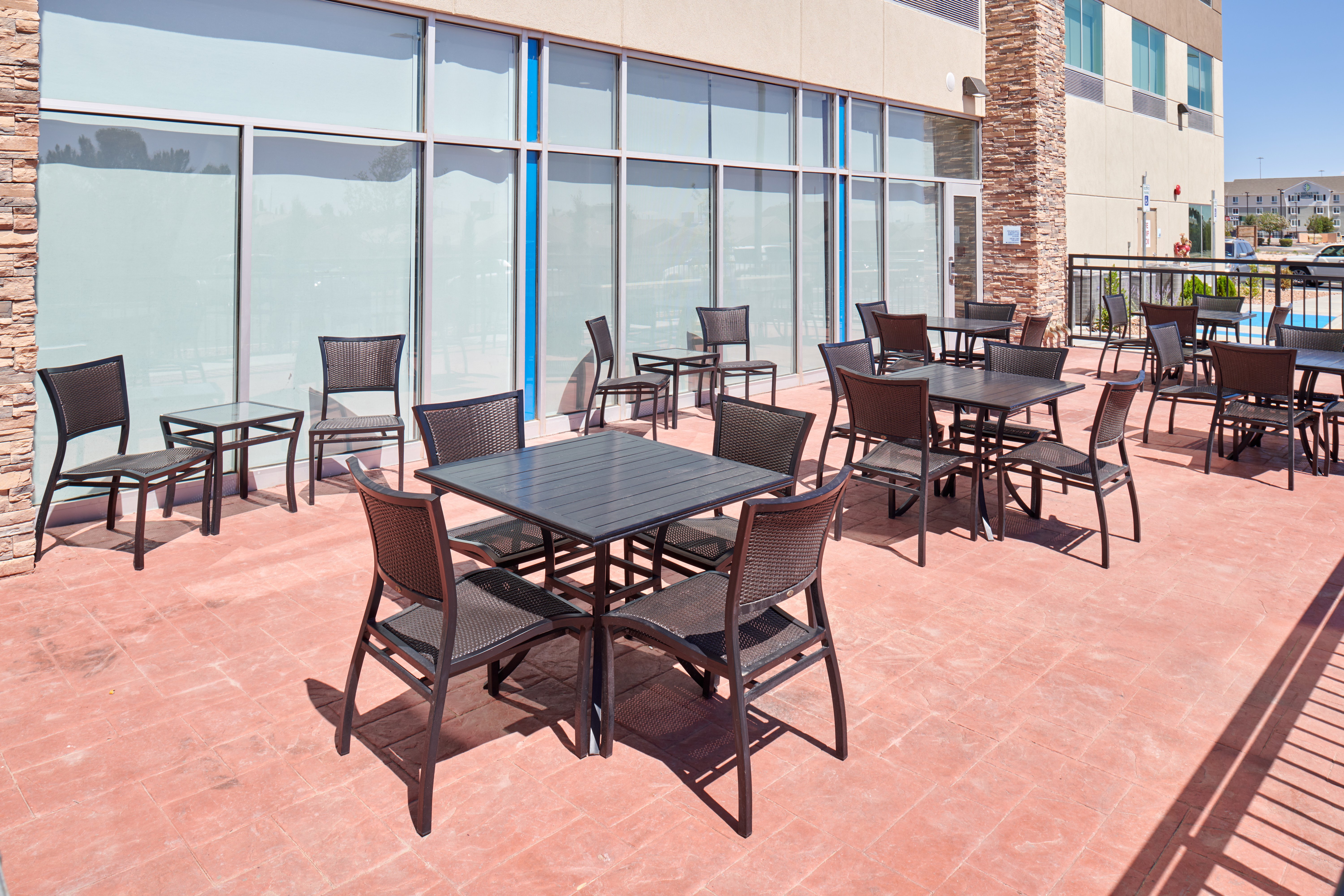 Holiday Inn Express and Suites El Paso East 37/59