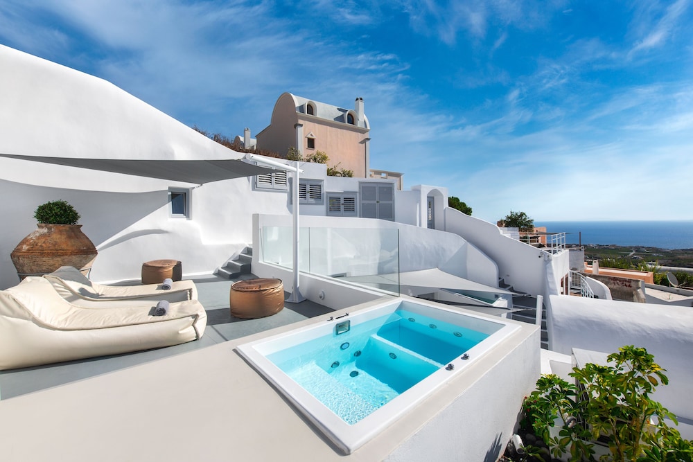 Hill Suites 5/50