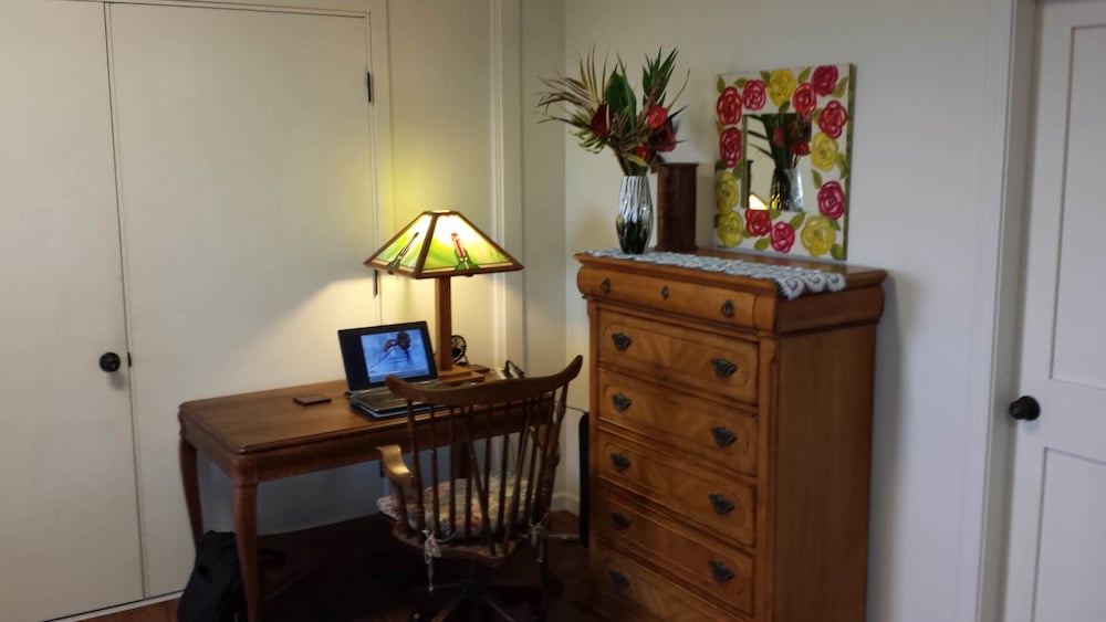 Kona Palace in Captain Cook 5/42