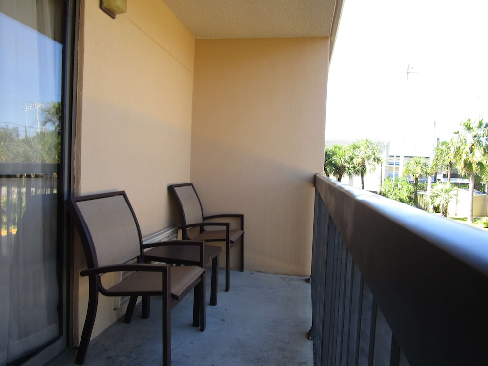 Best Western Oak Manor 28/32