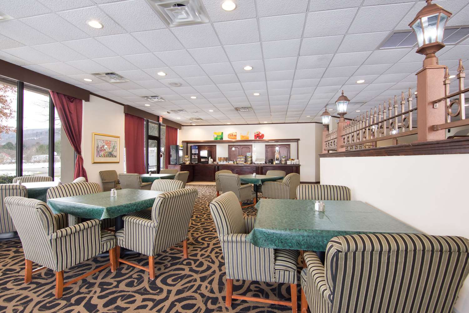 restaurant cafeteria